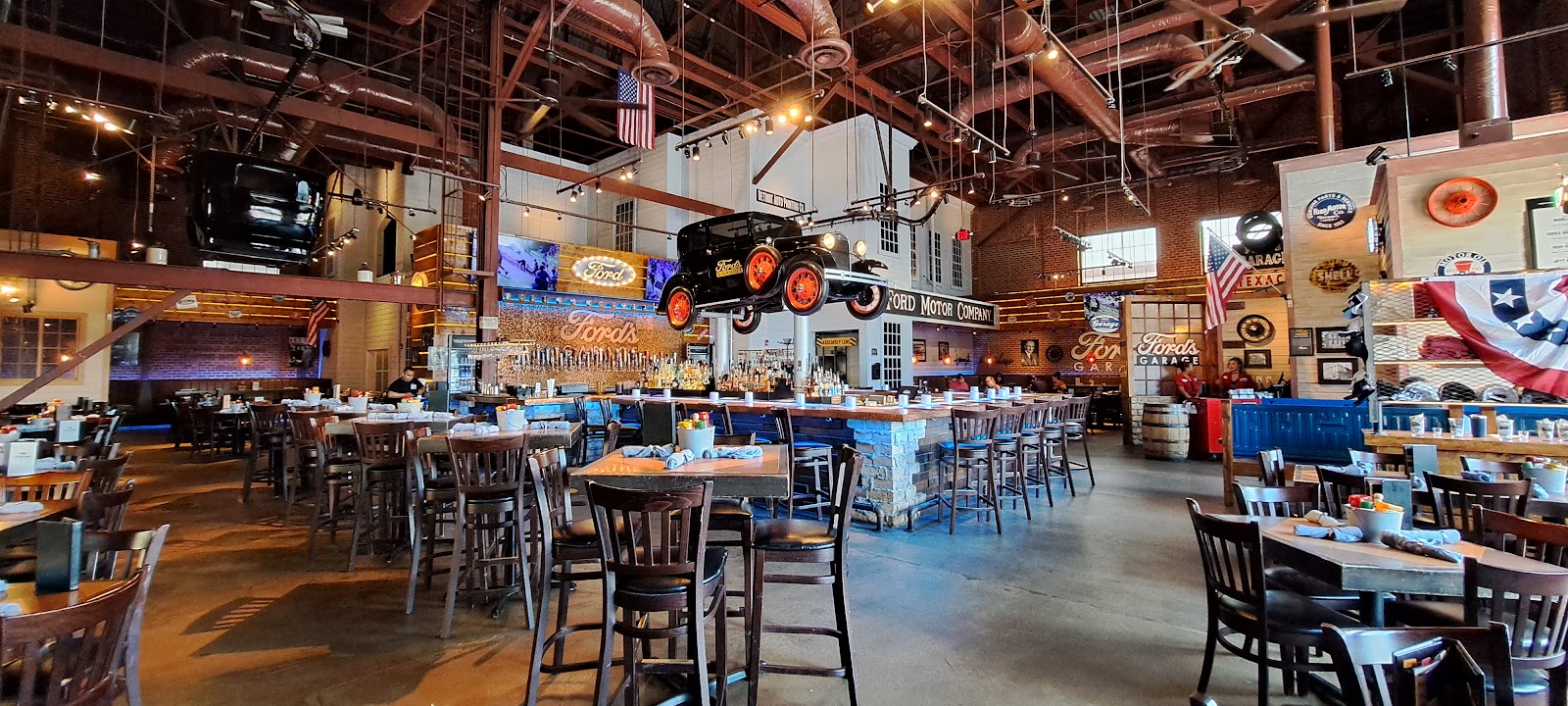 Ford's Garage Norwood in Cincinnati