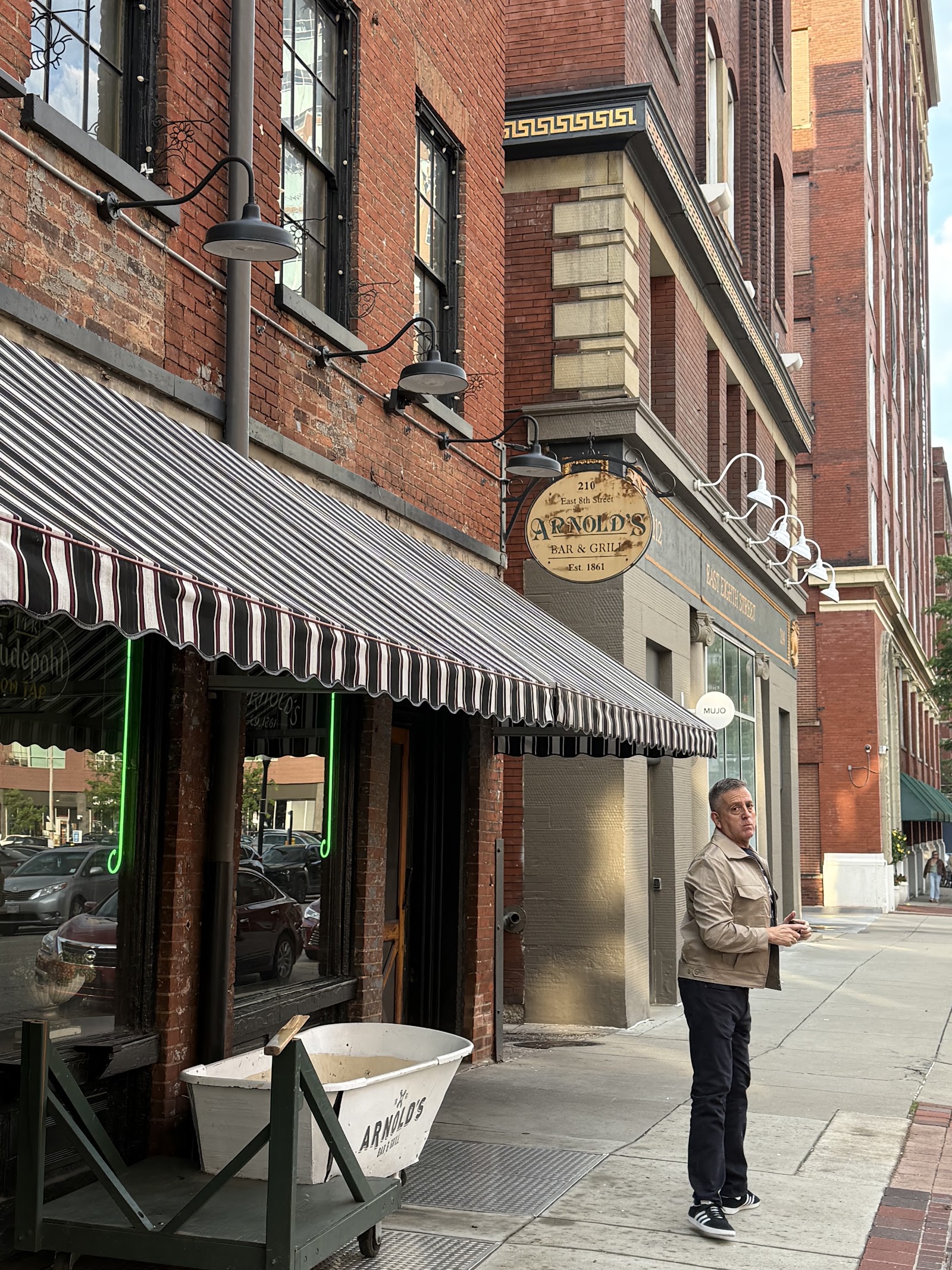 Arnold's Bar & Grill in Cincinnati